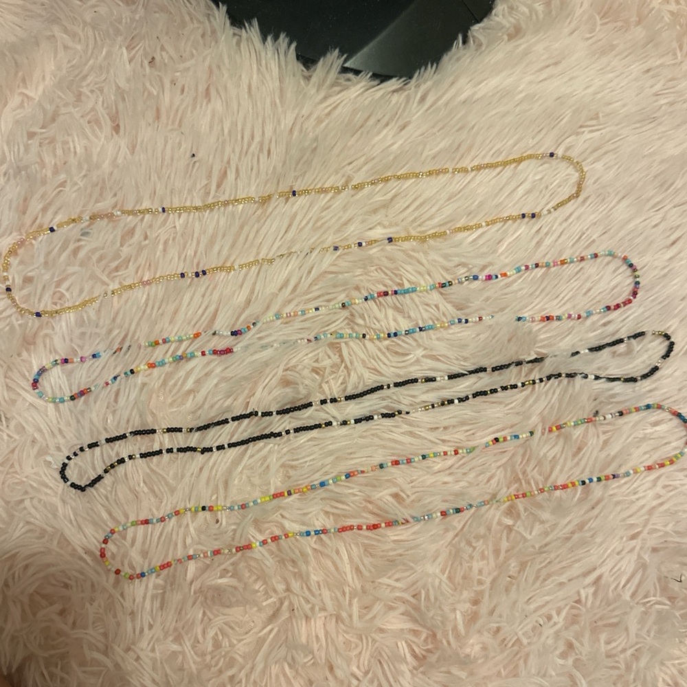4 belly beaded chains